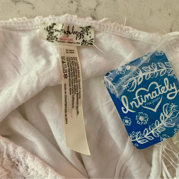 FREE PEOPLE Intimately White Lace Daydream Slip Dress Open Back NWT - Medium - Picture 9 of 13